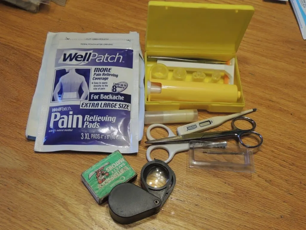 Extras to put in your DIY car first aid kit