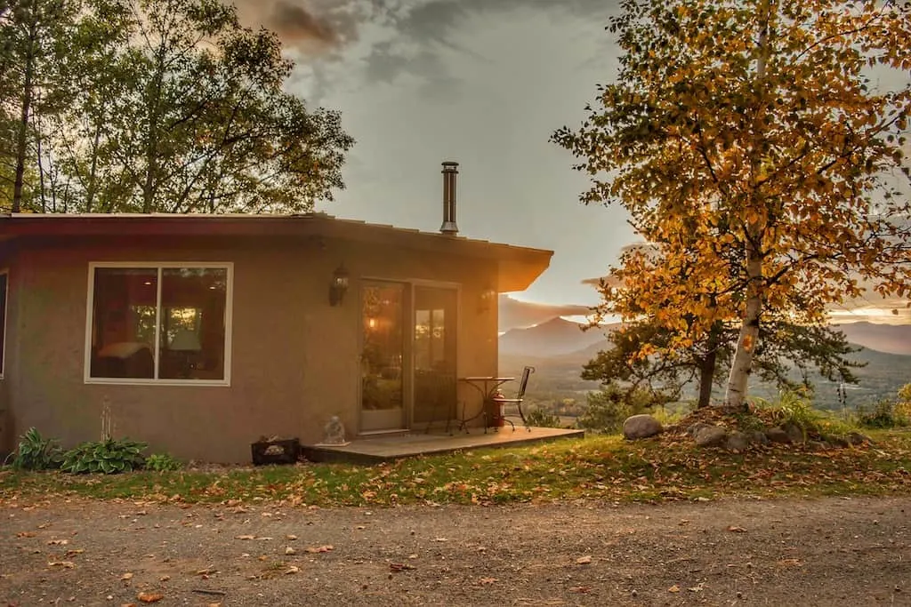 A cabin for rent in the Adirondacks.