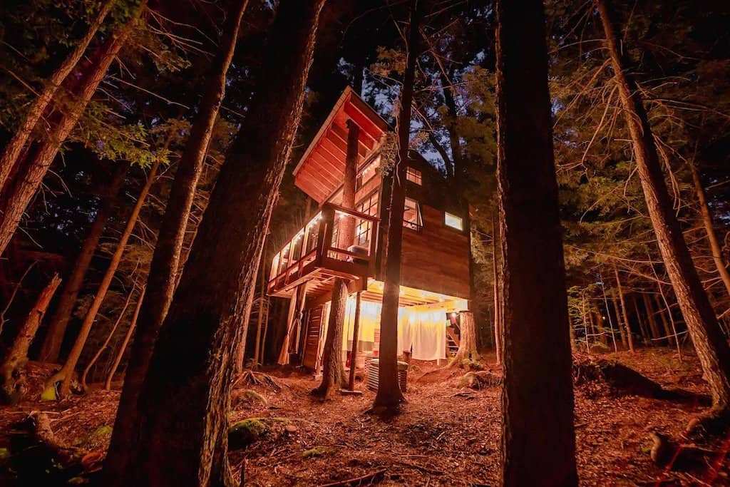 Stone City Treehouse in Vermont. Photo credit: Airbnb