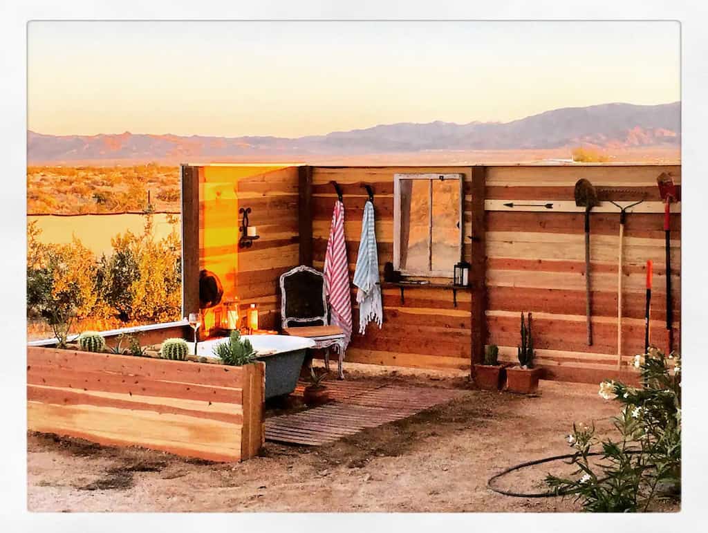 A beautiful outdoor bathtub near Joshua Tree. Photo credit: VRBO