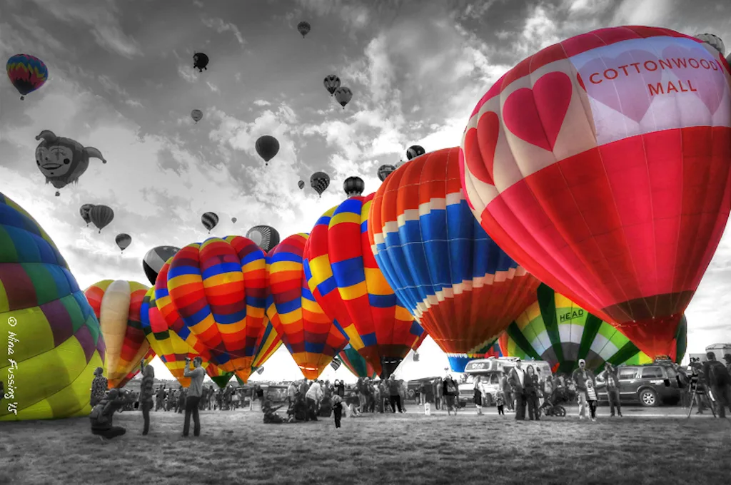 Albuquerque International Balloon Fiesta. Photos of hot-air liftoff