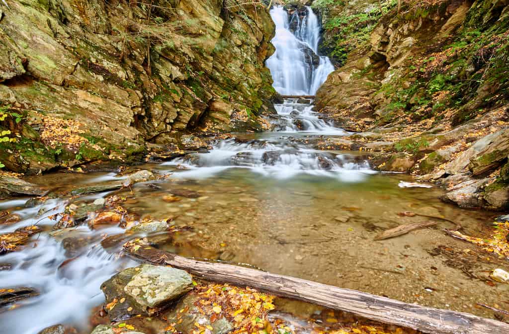 the cascades trail berkshires