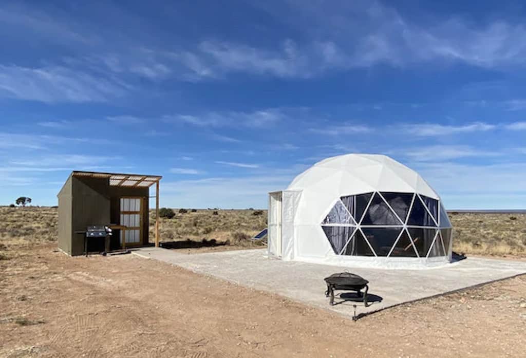 Geodesic dome near the Grand Canyon in Valle, Arizona. Photo: VRBO