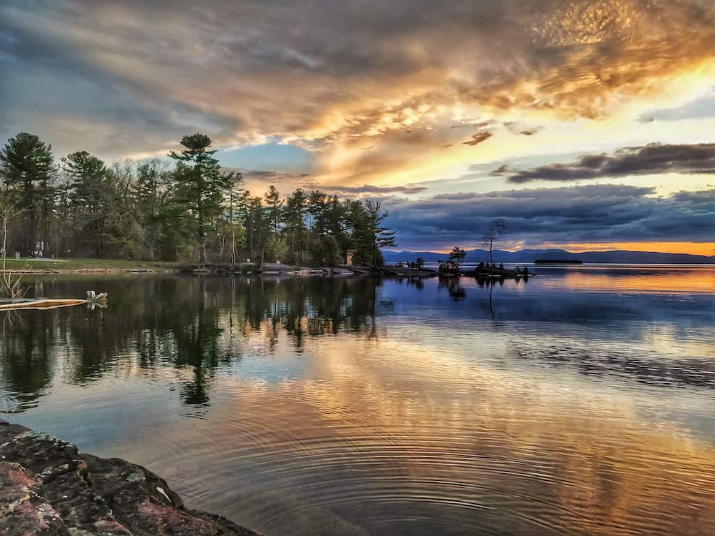 Sunset over Lake Champlain from Oakledge Park in Burlington, Vermont.