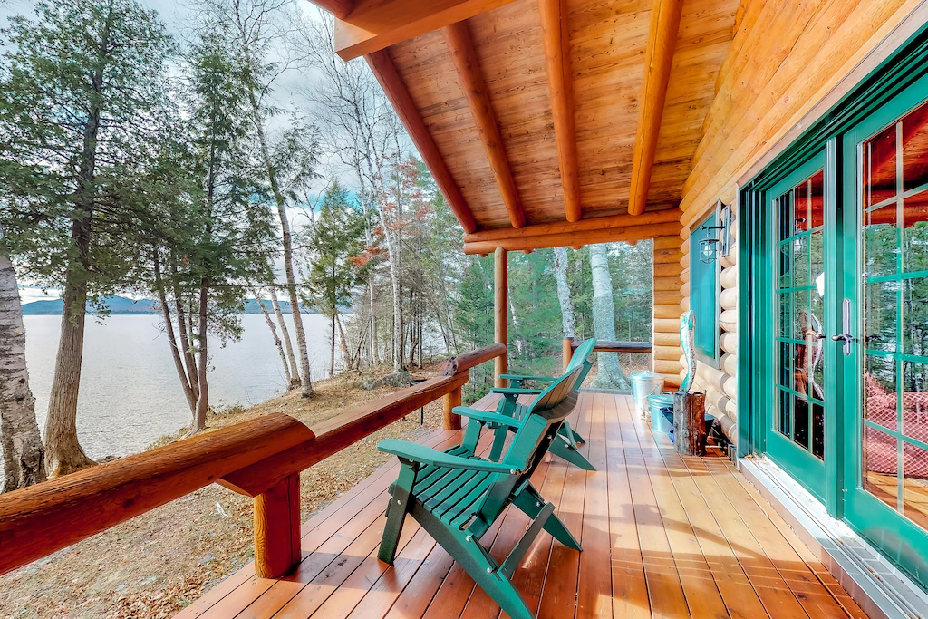 A rustic cabin for rent on Moosehead Lake in Maine.