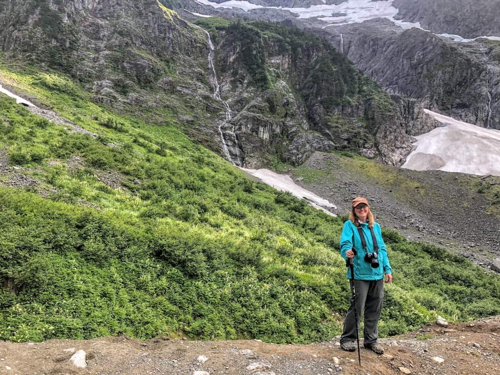 Tara stands in front of a glacier in North Cascades National Park in Washington. 