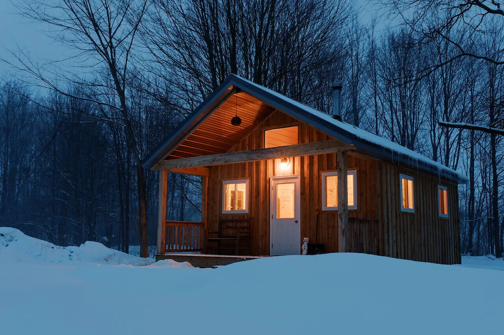 A winter glamping cabin in New York. 